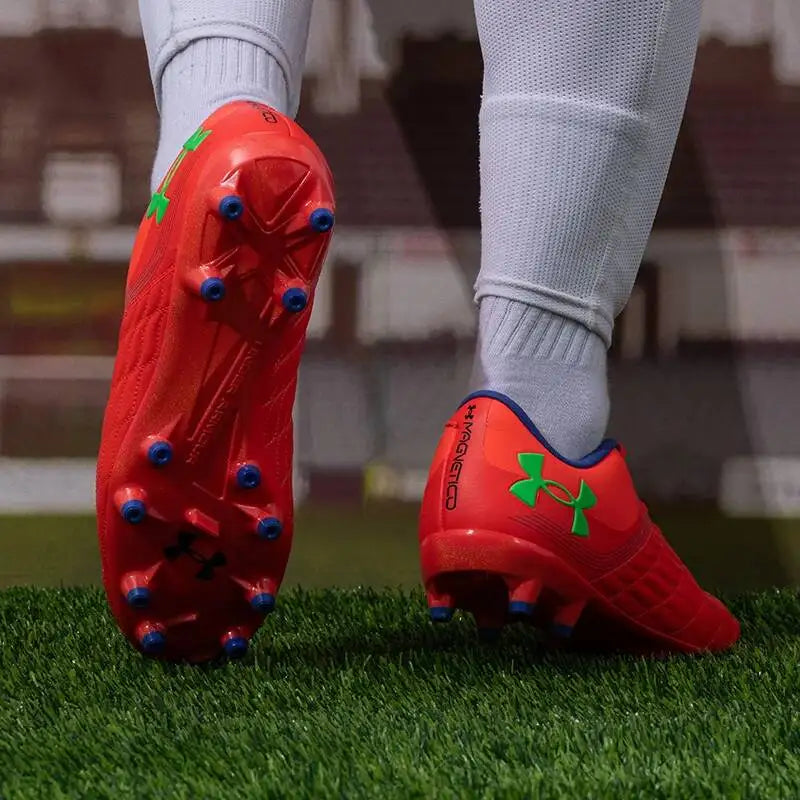 Under Armour Firm Ground Soccer Cleats Men Non-Slip FG Studs Football Boots Breathable Professional Training Football Shoes
