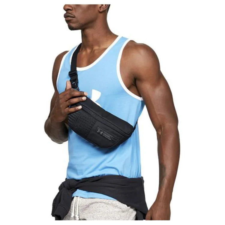 Under Armour Under Armour Polyamide One Shoulder Crossbody Fanny Pack Regular Unisex Black 1330979-001