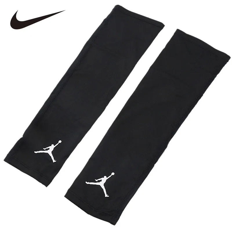 Nike Men's and Women's Basketball Training/Quick-Dry/Breathable Running Arm Sleeves with UV Protection 2Packs AC4142-010